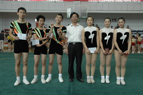 中华中学健美操队