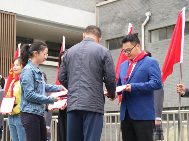 点击查看原图