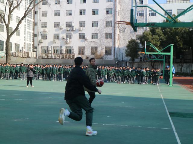 点击查看原图