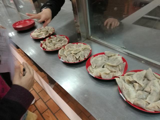 下好并标上组号的饺子 下好并标上组号的饺子