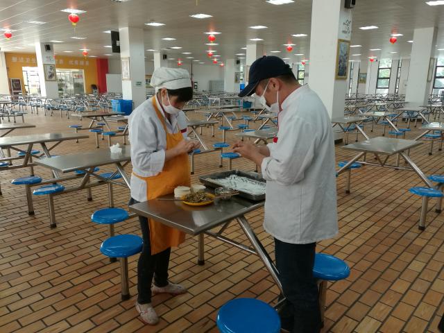主厨王磊也要参加比赛 主厨王磊也要参加比赛