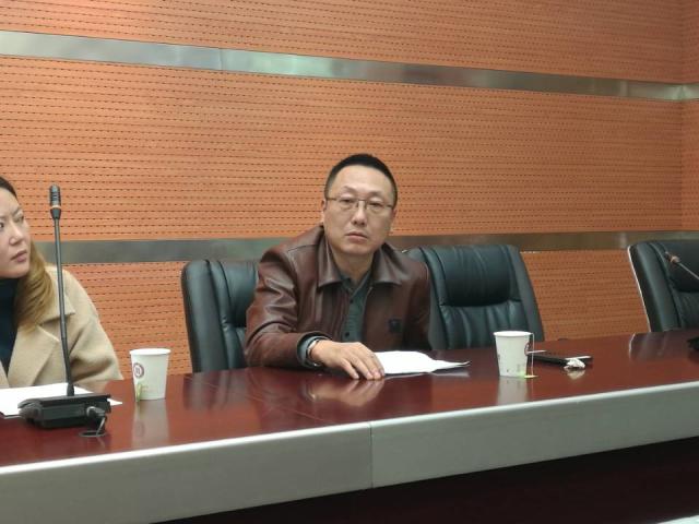 高二家长委员刘志浩先生发言 高二家长委员刘志浩先生发言